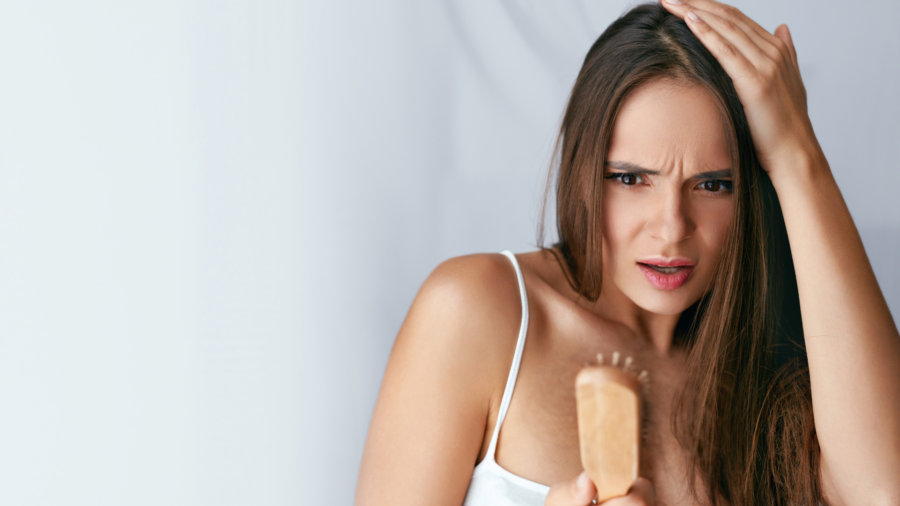 Thinning hair Diradamento dei capelli